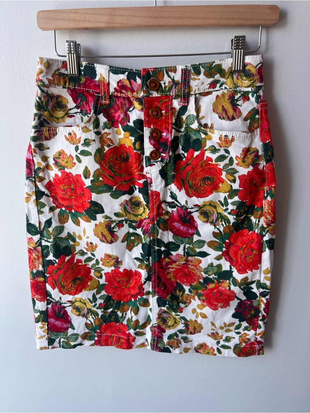 Anthropology Maeve Floral Denim Pencil Skirt in White with Red & Green Bloom - Picture 2 of 6